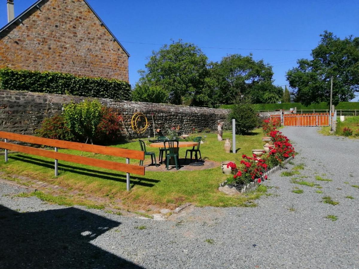 Les Ch'Tis Normands Bed & Breakfast Domjean Exterior foto